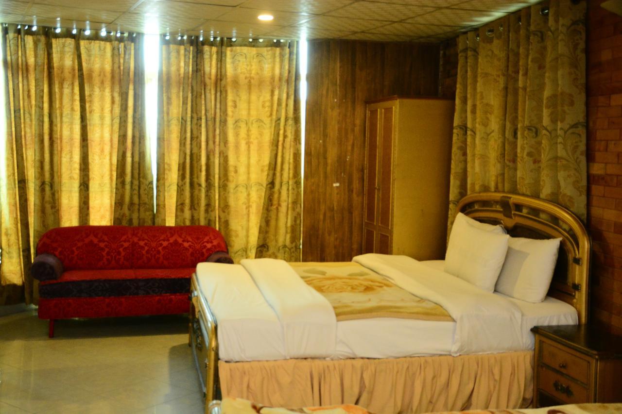 Hotel Move-N-Pick Murree Exterior photo