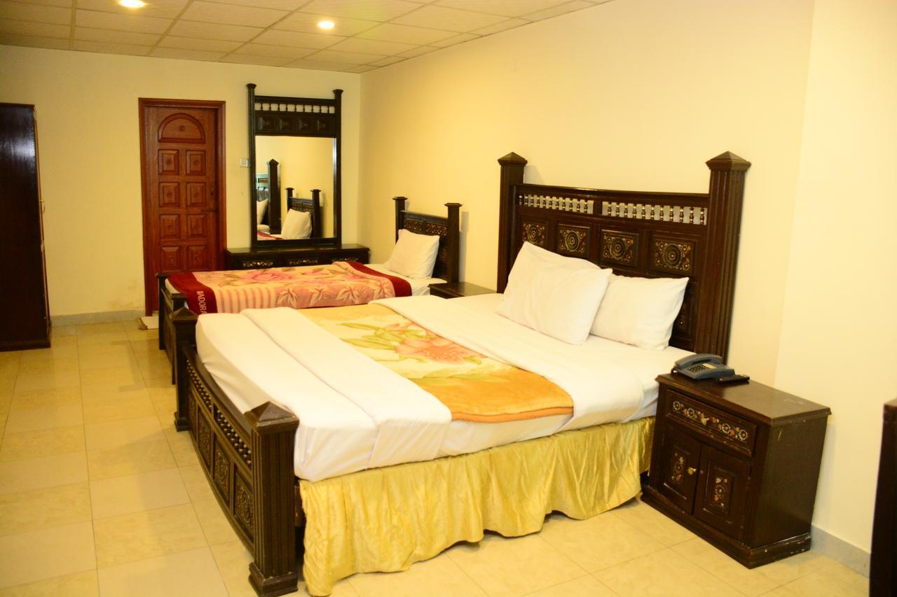Hotel Move-N-Pick Murree Exterior photo