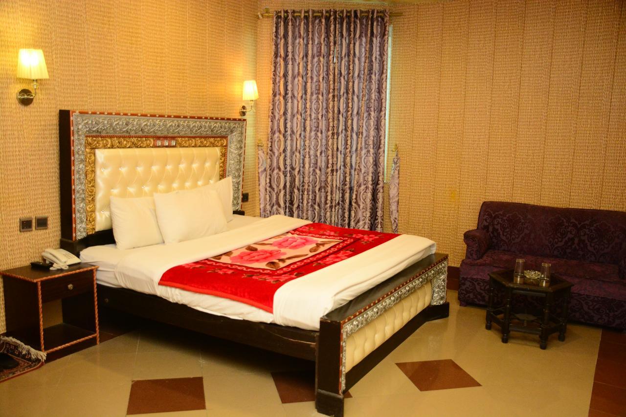 Hotel Move-N-Pick Murree Exterior photo